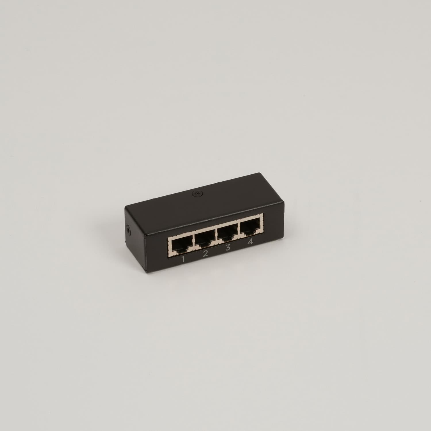APC Netshelter Rack PDU Advanced Sensor Hub (APDU1300) thumbnail