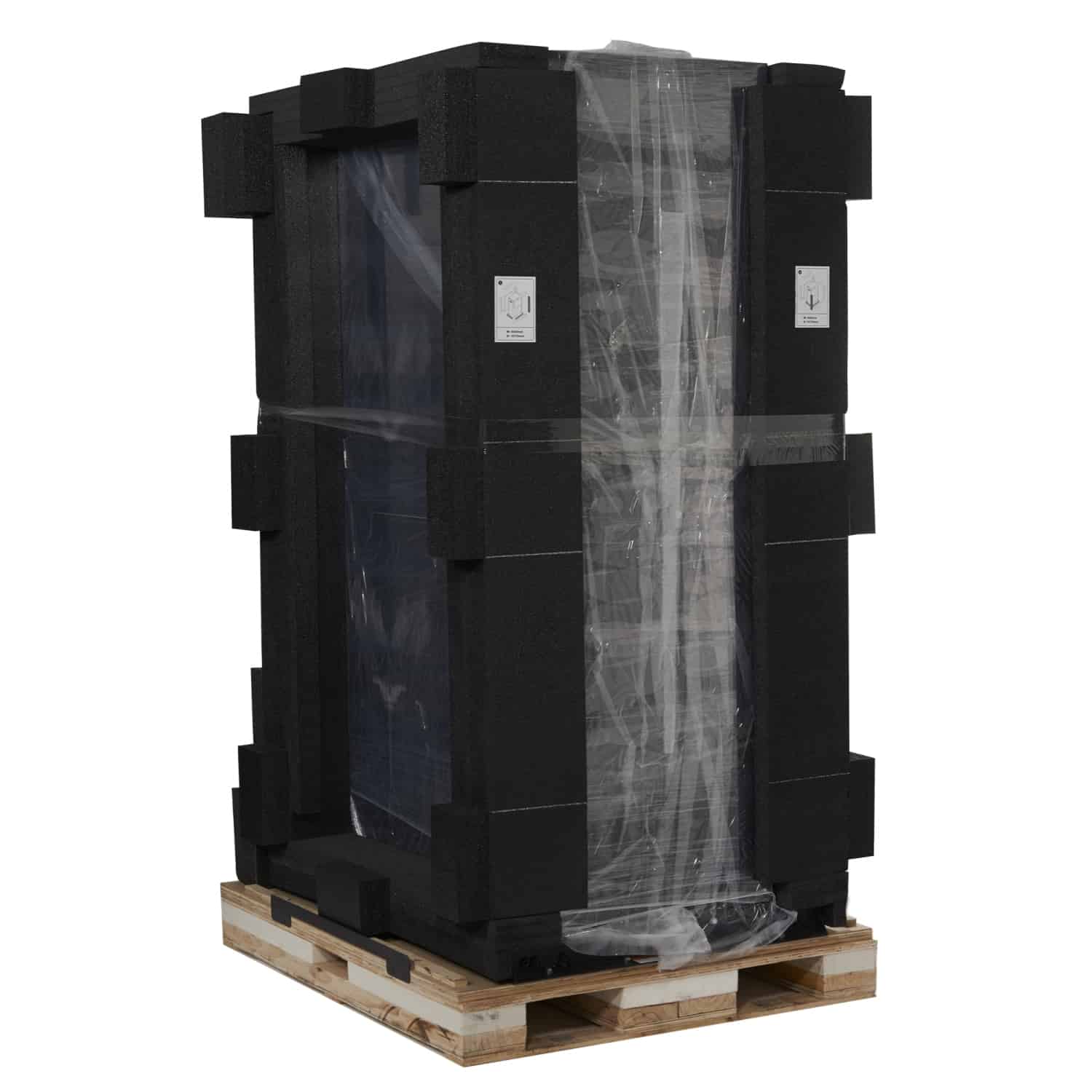 APC NetShelter SX 42U 600mm(b) x 1070mm(d) 19" IT rack, behuizing met zijpanelen, zwart, Shock Packaging (AR3100SP) thumbnail
