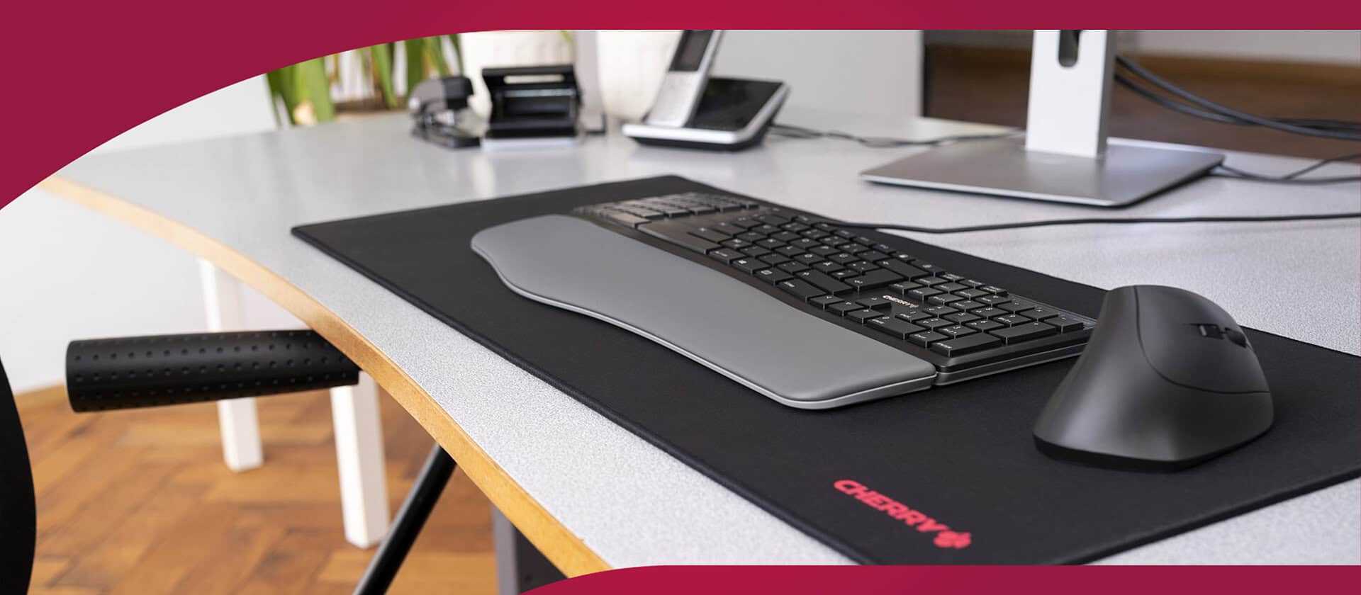 CHERRY KC4500 ERGO Tastatur Wired DE 1.80m schwarz (JK-4500DE-2) thumbnail