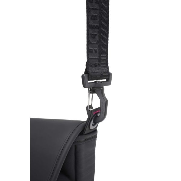 ASUS BC3004 ROG SLASH SLING BAG 4.0 Documententas PU leer, Polyester Zwart (90XB09Y0-BME000) n/a ASUS BC3004 ROG SLASH SLING BAG 4.0 Documententas PU leer, Polyester Zwart (90XB09Y0-BME000)