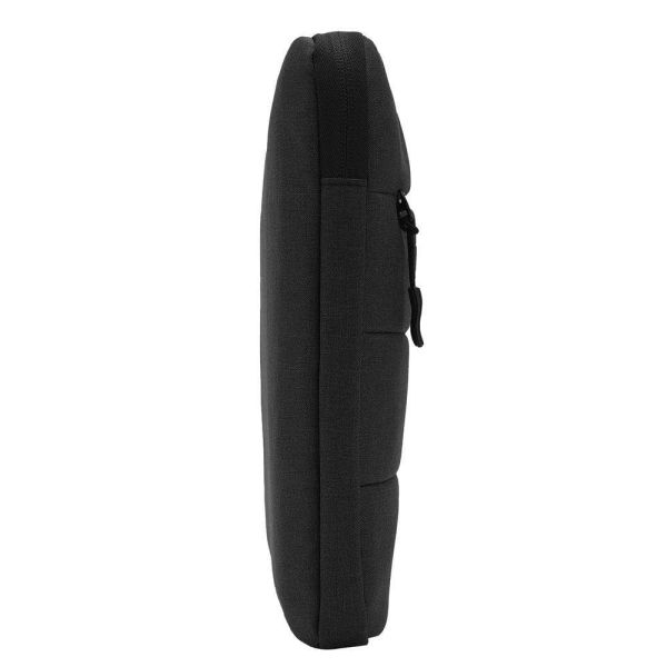 ACT City laptop sleeve voor laptops tot 13,3” gemaakt van gerecyclede plastic flessen (AC8510)