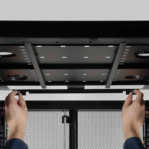 Tripp Lite SR42UB rack 42U Vrijstaande rek Zwart (SR42UB)