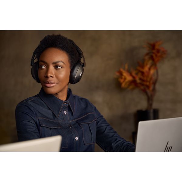 HP Poly Voyager Surround 80 UC USB-C Headset + USB-C/A-adapter (8G7T9AA)