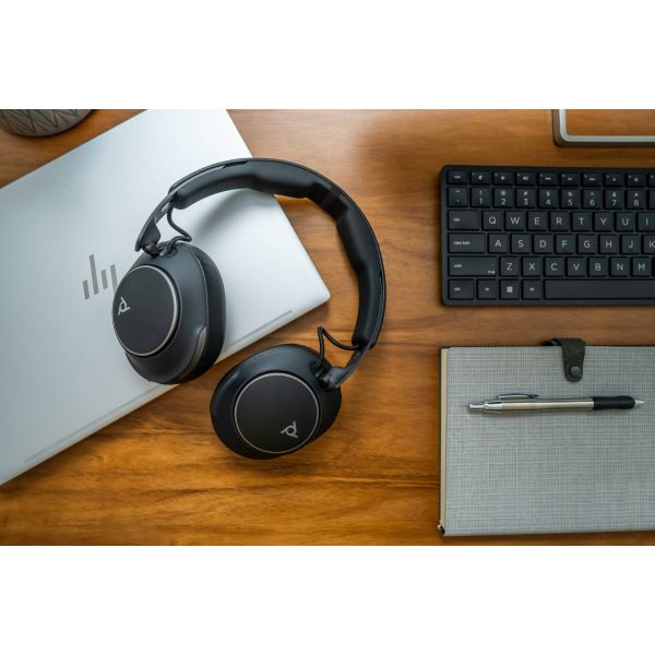 POLY Voyager Surround 80 UC Microsoft Teams Certified USB-C Headset + USB-C/A-adapter (8H2G3AA)