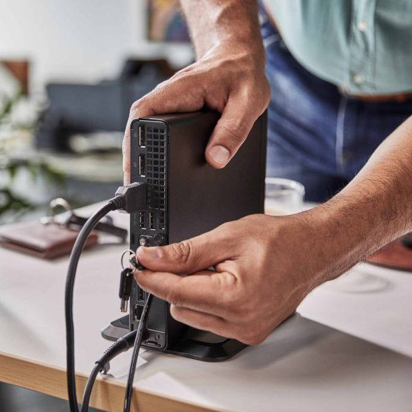 HP Elite Mini 800 G9 Intel® Core™ i7 i7-13700 16 GB DDR5-SDRAM 512 GB SSD Windows 11 Pro Mini PC Zwart (998N8ET#ABH)
