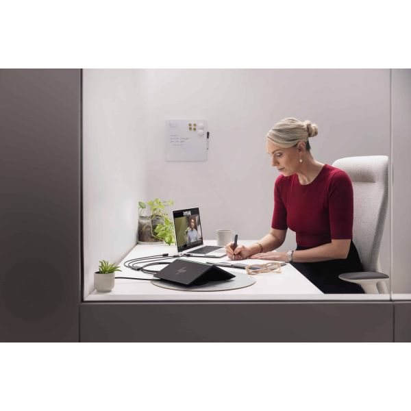 HP Presence Small Space Solution Plus AI Camera with Microsoft Teams Rooms (641U4AW#ABH)