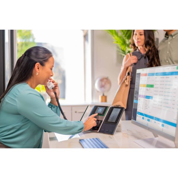 HP Poly Edge E450 IP-telefoon met PoE-ondersteuning