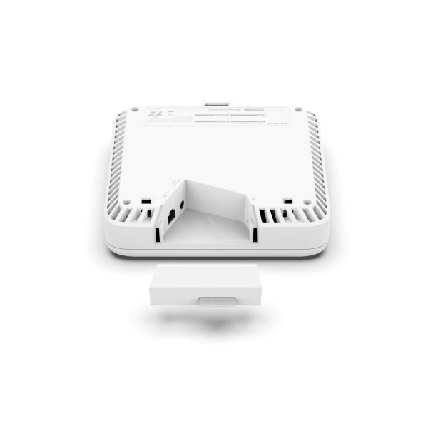NETGEAR WBE750 11530 Mbit/s Wit Power over Ethernet (PoE) (WBE750-100EUS)