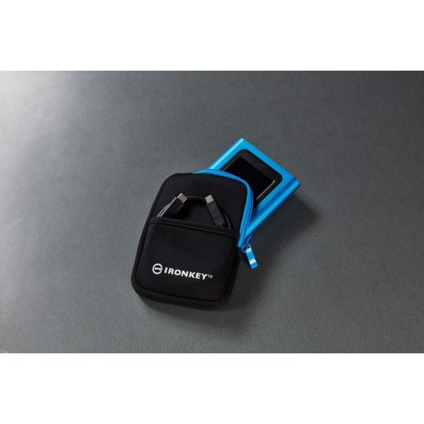 Kingston Technology IronKey 3840GB Vault Privacy 80 XTS-AES 256-bits beveiligde externe SSD (IKVP80ES/3840G)