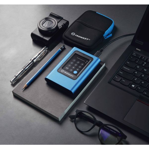 Kingston Technology IronKey 7680GB Vault Privacy 80 XTS-AES 256-bits beveiligde externe SSD (IKVP80ES/7680G)