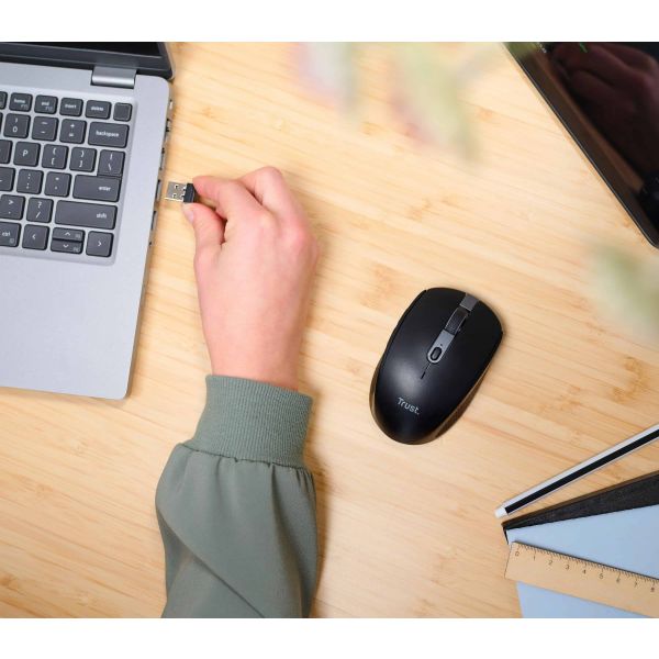 Trust Ozaa Compact Draadloze Muis - Multi-device muis – Stille knoppen – RF+Bluetooth – Zwart (24819)