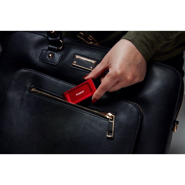 Kingston Technology 2TB XS1000 Red External USB 3.2 Gen 2 Draagbare Solid State Drive (SXS1000R/2000G)