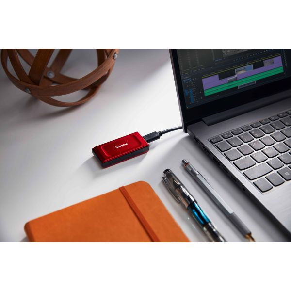 Kingston Technology 2TB XS1000 Red External USB 3.2 Gen 2 Draagbare Solid State Drive (SXS1000R/2000G)