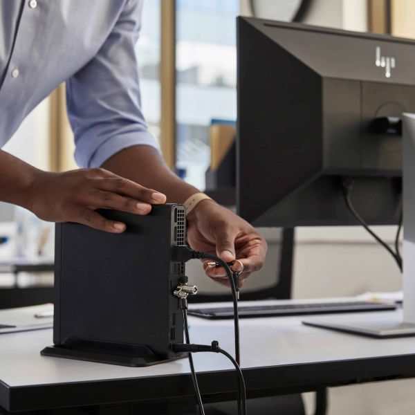 HP Pro 400 G9 Intel® Core™ i5 i5-13500T 16 GB DDR4-SDRAM 512 GB SSD Windows 11 Pro Mini PC Zwart (623W9ET#ABH)