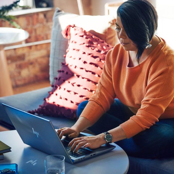 HP ZBook Fury 16 G11 Intel® Core™ i9 i9-14900HX Mobiel werkstation 40,6 cm (16") WQUXGA 32 GB DDR5-SDRAM 1 TB SSD NVIDIA RTX 5000 Ada Wi-Fi 7 (802.11be) Windows 11 Pro AI Workstation, AI PC Grijs (98K94ET#ABH)