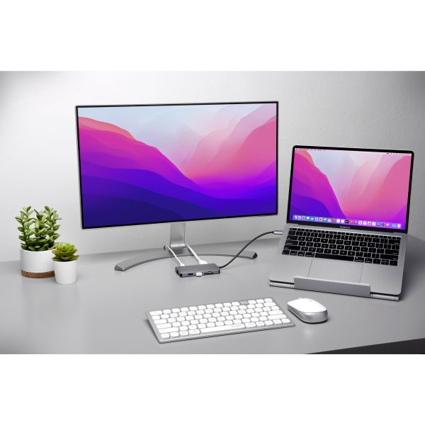 Kensington UH1400P USB-C 8-in-1 Driverless Mobile Dock (K33820WW)