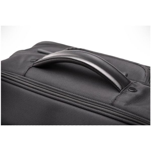Kensington Contour™ 2.0 Business Laptop Roller — 17” (K60385WW)