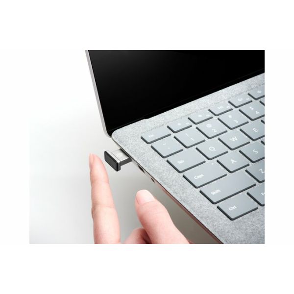 Kensington VeriMark™ IT Fingerprint Key - Windows Hello™ en Windows Hello for Business™ (K64704EU)
