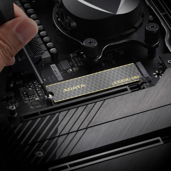 ADATA LEGEND 860 SLEG-860-500GCS internal solid state drive 500 GB M.2 PCI Express 4.0 NVMe 3D NAND (SLEG-860-500GCS)