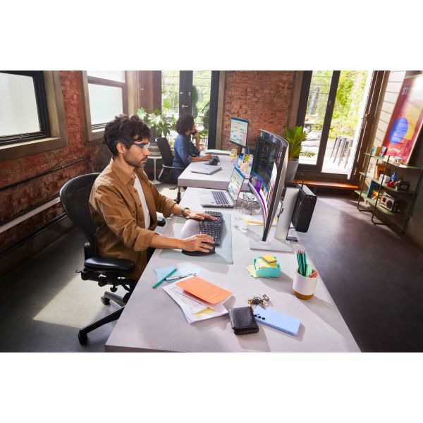 HP Serie 7 Pro 37,5 inch WQHD+ Thunderbolt 4 monitor - 738pu (8K167E9#ABB) HP Serie 7 Pro 37,5 inch WQHD+ Thunderbolt 4 monitor - 738pu (8K167E9#ABB)