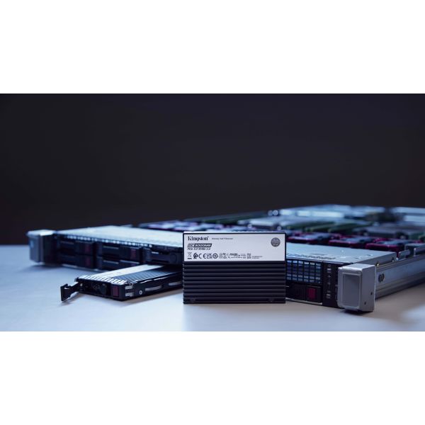 Kingston Technology 15,36TB DC3000ME U.2 PCIe 5.0 NVMe TCG Opal Enterprise SSD (SEDC3000ME/15T3) 1/7 Kingston Technology 15,36TB DC3000ME U.2 PCIe 5.0 NVMe TCG Opal Enterprise SSD (SEDC3000ME/15T3)