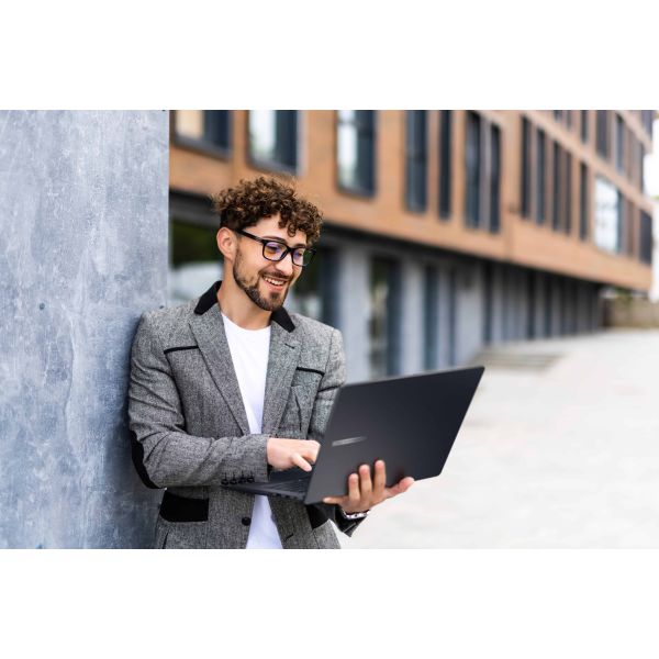 ASUS ExpertBook B3 B3405CCA-LY0758X Intel Core Ultra 5 225H Laptop 35,6 cm (14") WUXGA 16 GB DDR5-SDRAM 512 GB SSD Wi-Fi 6E (802.11ax) Windows 11 Pro US International Zwart, Grijs (90NX08L1-M00V00)
