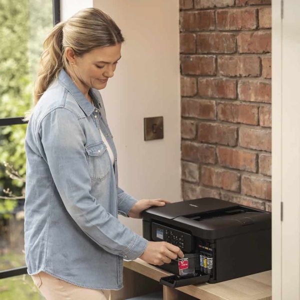 Brother DCP-J1360DW multifunctionele printer Inkjet A4 1200 x 6000 DPI 16 ppm Wifi (DCPJ1360DWRE1)
