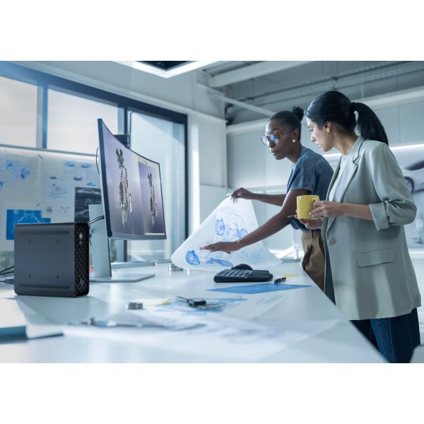 HP Z2 Mini G1i Wolf Pro Security Edition Intel Core Ultra 7 265 16 GB DDR5-SDRAM 512 GB SSD NVIDIA RTX A400 Windows 11 Pro Mini PC Workstation AI Workstation, AI PC Zwart (B76Q4ET#ABH)