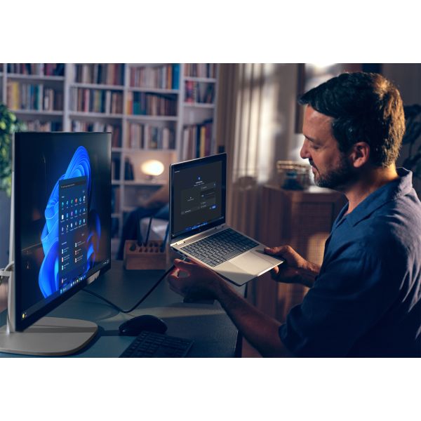 HP EliteStudio 8 G1i 23.8 AI Intel Core Ultra 7 265 60,5 cm (23.8") 1920 x 1080 Pixels Alles-in-één-pc 16 GB DDR5-SDRAM 512 GB SSD Windows 10 Pro Wi-Fi 7 (802.11be) AI PC Zilver (A55QQET#ABH)