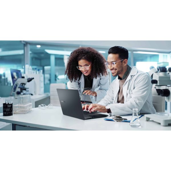 ASUS ExpertBook B5 B5405CVA-LY0418X Intel® Core™ i7 i7-1370P Laptop 35,6 cm (14") WUXGA 16 GB DDR5-SDRAM 512 GB SSD Wi-Fi 6E (802.11ax) Windows 11 Pro US International Zwart (90NX08G1-M00FK0)