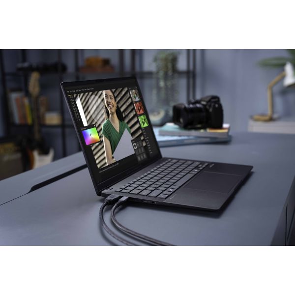 ASUS Vivobook S 14 OLED S5406SA-QD077W Copilot+ PC Intel Core Ultra 7 258V Laptop 35,6 cm (14") WUXGA 32 GB LPDDR5x-SDRAM 1 TB SSD Wi-Fi 7 (802.11be) Windows 11 Home Nederlands Blauw (90NB15R2-M009H0)