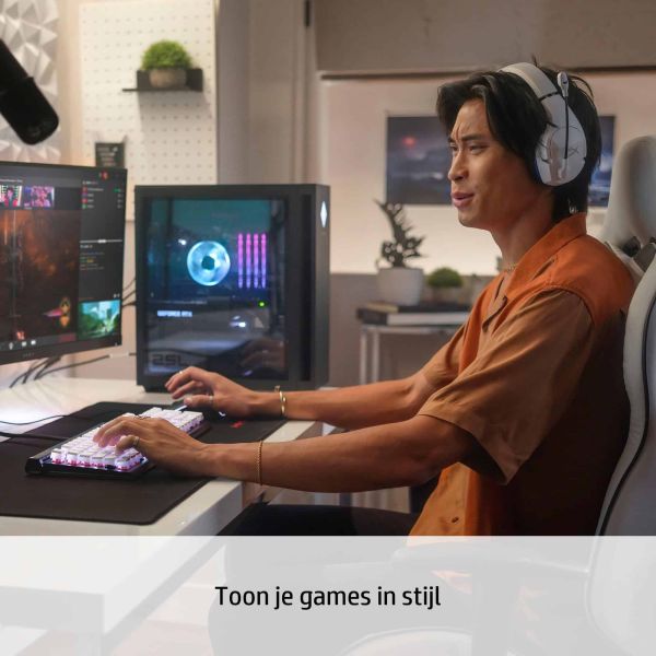 OMEN by HP 25L Gaming Desktop GT15-0705nd PC (666D8EA#ABH)  OMEN by HP 25L Gaming Desktop GT15-0705nd PC (666D8EA#ABH)