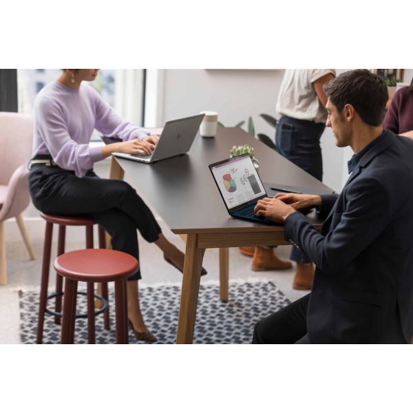 HP EliteBook 830 G11 Intel Core Ultra 7 155U Laptop 33,8 cm (13.3") WUXGA 16 GB LPDDR5x-SDRAM 512 GB SSD Wi-Fi 6E (802.11ax) Windows 11 Pro AI PC Zilver (9G0H7ET#ABH) 1/9 HP EliteBook 830 G11 Intel Core Ultra 7 155U Laptop 33,8 cm (13.3") WUXGA 16 GB LPDDR5x-SDRAM 512 GB SSD Wi-Fi 6E (802.11ax) Windows 11 Pro AI PC Zilver (9G0H7ET#ABH)