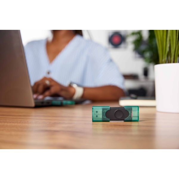 Kingston Technology DataTraveler 128GB USB-A + USB-C 3.2 Gen 1 DuoG2 (DTDEG2/128GB)