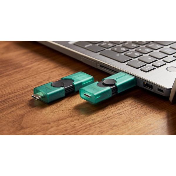 Kingston Technology DataTraveler 128GB USB-A + USB-C 3.2 Gen 1 DuoG2 (DTDEG2/256GB)