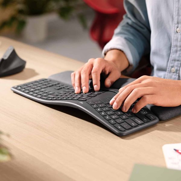Logitech Ergo K860 toetsenbord RF-draadloos + Bluetooth US International Grafiet (920-010108)