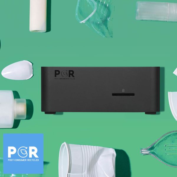 MSI Cubi Z AI 8M AMD Ryzen 9 8945HS Barebone 0.9L sized PC Zwart AMD SoC 4 GHz Ingebouwde luidsprekers (CUBI Z AI 8M-004BEU)