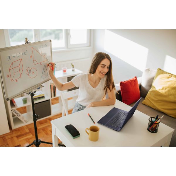 ASUS ExpertBook B3 Flip B3402FVA-EC2563XA Intel Core 5 120U Hybride (2-in-1) 35,6 cm (14") Touchscreen Full HD 16 GB DDR4-SDRAM 256 GB SSD Wi-Fi 6E (802.11ax) Windows 11 Pro Education US International Zwart (90NX07N1-M02TD0)