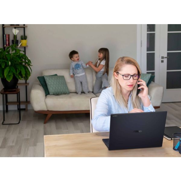 ASUS ExpertBook B3 B3604CVA-QZ1867XA Intel Core 5 120U Laptop 40,6 cm (16") WQXGA 8 GB DDR5-SDRAM 256 GB SSD Wi-Fi 6E (802.11ax) Windows 11 Pro Education US International Zwart (90NX07B1-M021K0)