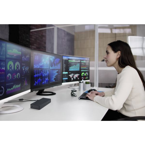 Kensington SD4843P EQ USB-C 10Gbps Triple Video Driverless Dock (K32803EU)