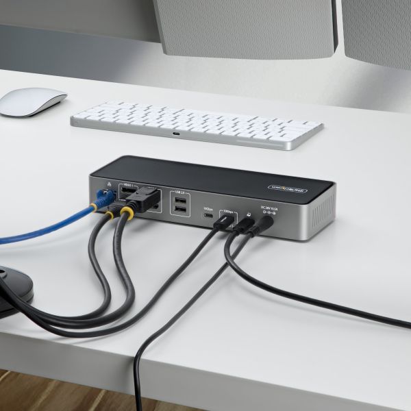 StarTech.com Triple-Monitor USB-C Docking Station, 140W Charging Dock voor MacBook Pro en Windows, 4K 60Hz HDMI of DisplayPort, TAA (DK30C2DPEPRUE)