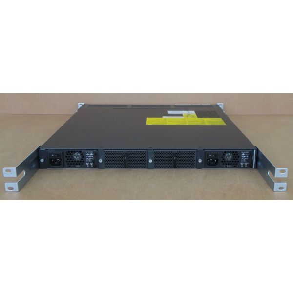 Cisco 9148 Active Multilayer 8GB (DS-C9148-16P-K9-RFB)