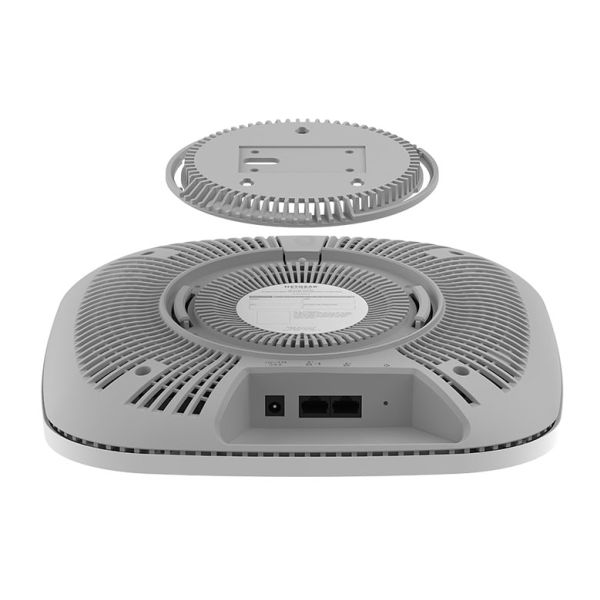 NETGEAR Insight Cloud Managed WiFi 6 AX6000 Tri-band Multi-Gig Access Point (WAX630) (WAX630-100EUS)