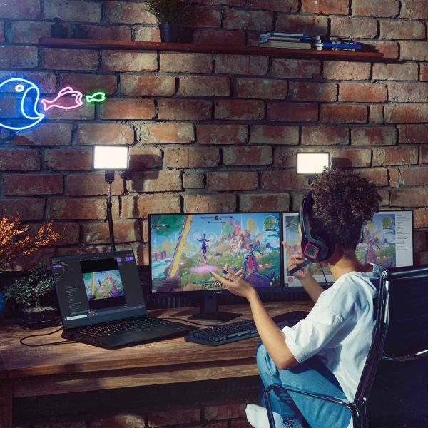 HP OMEN 17-ck1004nd Intel® Core™ i7 i7-12700H Laptop 43,9 cm (17.3") Quad HD 32 GB DDR5-SDRAM 1 TB SSD NVIDIA GeForce RTX 3080 Ti Wi-Fi 6E (802.11ax) Windows 11 Home Zwart (660A2EA#ABH)