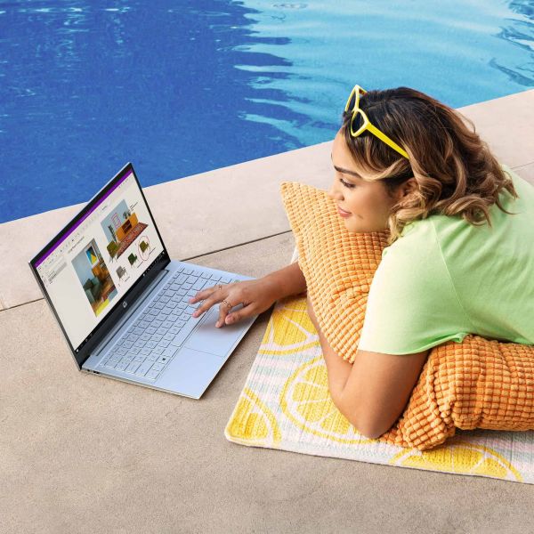 HP Pavilion 14-ec1480nd AMD Ryzen™ 7 5825U Laptop 35,6 cm (14") Full HD 16 GB DDR4-SDRAM 512 GB SSD Wi-Fi 6 (802.11ax) Windows 11 Home Zilver (693A1EA#ABH)