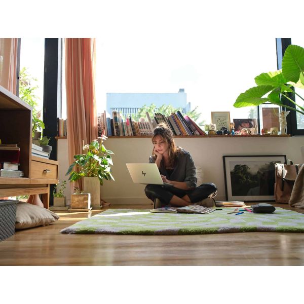 HP Pavilion 14-dv2345nd Intel® Core™ i5 i5-1235U Laptop 35,6 cm (14") Full HD 8 GB DDR4-SDRAM 512 GB SSD Wi-Fi 6 (802.11ax) Windows 11 Home Goud (6F7T0EA#ABH)