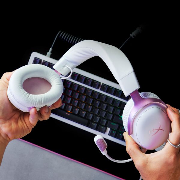 HyperX Cloud III - Gaming Headset (wit/roze) (9W1Q4AA) HyperX Cloud III - Gaming Headset (wit/roze) (9W1Q4AA)