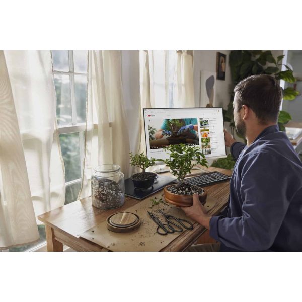 HP Series 5 27 inch FHD Monitor with Speakers - 527sa (94F48AA#ABB) HP Series 5 27 inch FHD Monitor with Speakers - 527sa