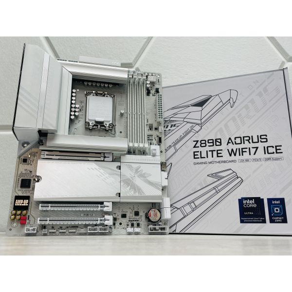 GIGABYTE MB Sc LGA1851 Z890 A ELITE X ICE - Intel Z890 - 4xDDR5 - 1xHDMI - 1xThunderbolt - WiFi (Z890AELITEXICE)