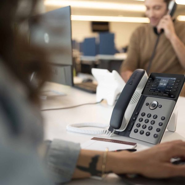 HP Poly Edge E350 IP-telefoon met PoE-ondersteuning (82M89AA)